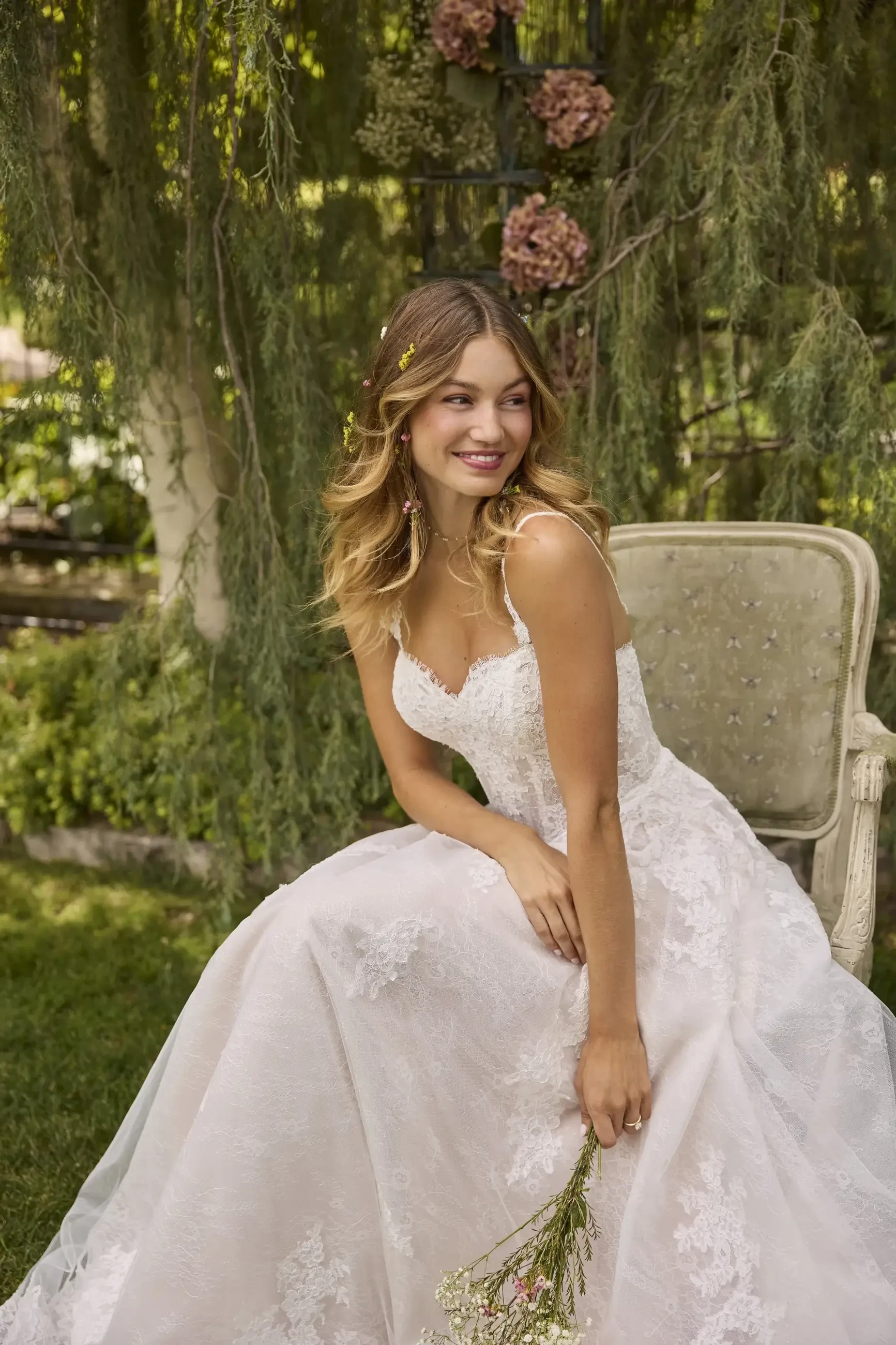 The “Soft Bride” Era: Romantic Looks Taking Over Weddings. Desktop Image